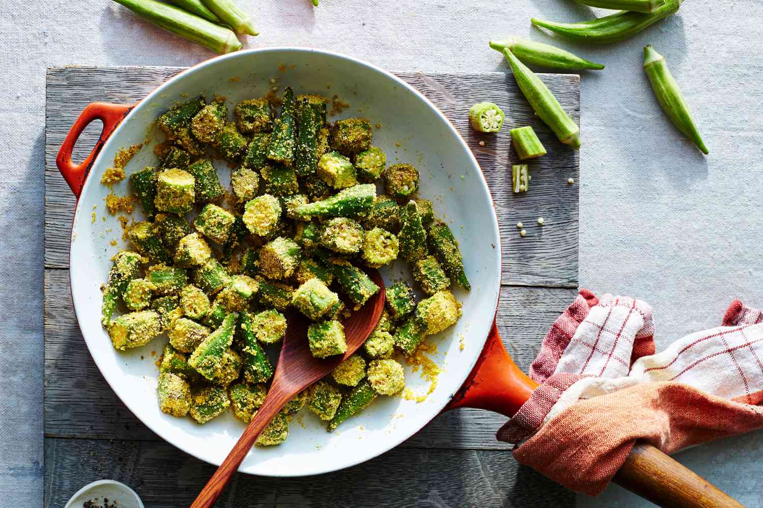Pan-Fried Okra With Cornmeal | Recipe Cloud App