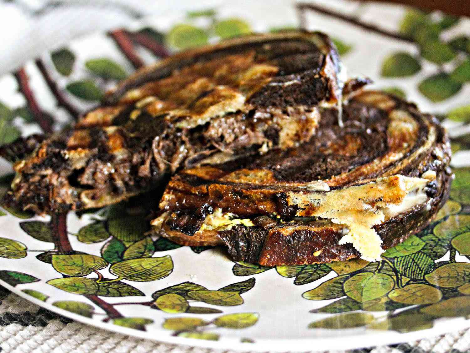 Melt: Short Rib, Caramelized Onion, And Gouda Grilled Cheese Recipe | Recipe Cloud App