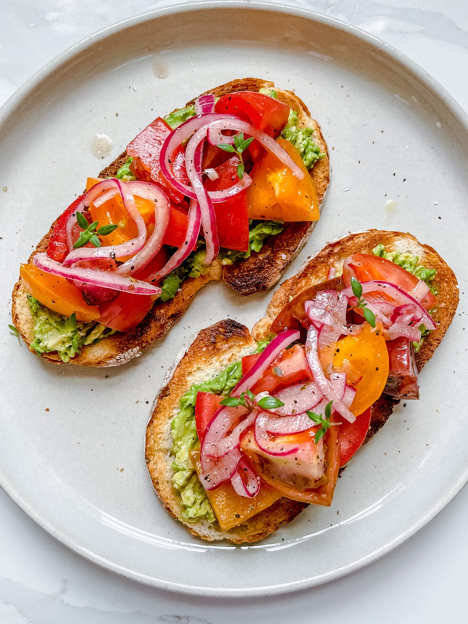 Heirloom Tomato Avocado Toast — All Types of Bowls | Recipe Cloud App