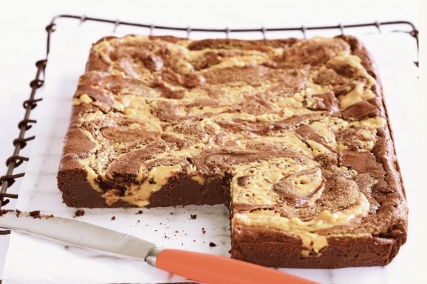 Peanut butter and chocolate brownies | Recipe Cloud App