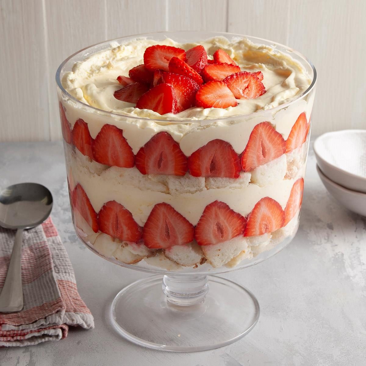 Strawberry Trifle | Recipe Cloud App