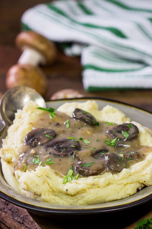 Mushroom Gravy | Up your gravy game...by adding mushrooms! | Recipe Cloud App