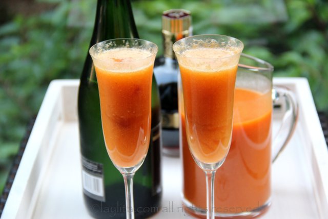 Peach Bellini Cocktail – Laylita’s Recipes | Recipe Cloud App