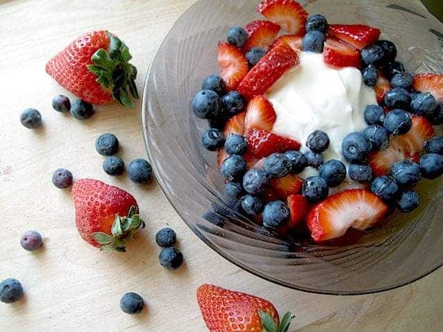 Greek Yogurt & Fresh Berries | Recipe Cloud App
