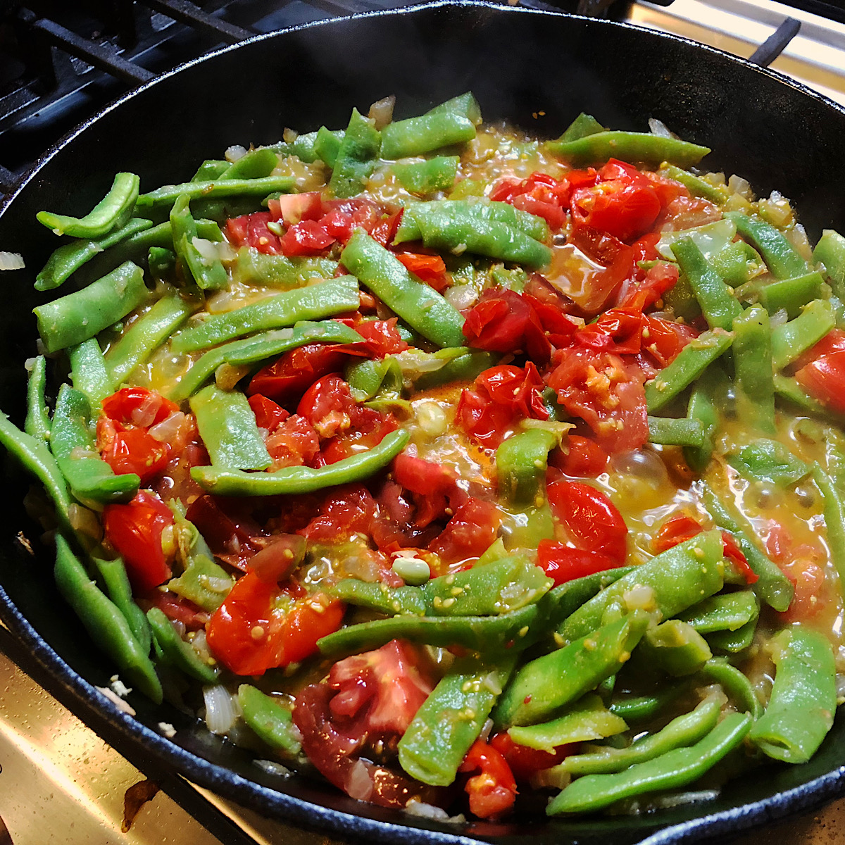 Italian Romano Beans (Flat Beans) With Smashed Cherry Tomatoes | Recipe Cloud App