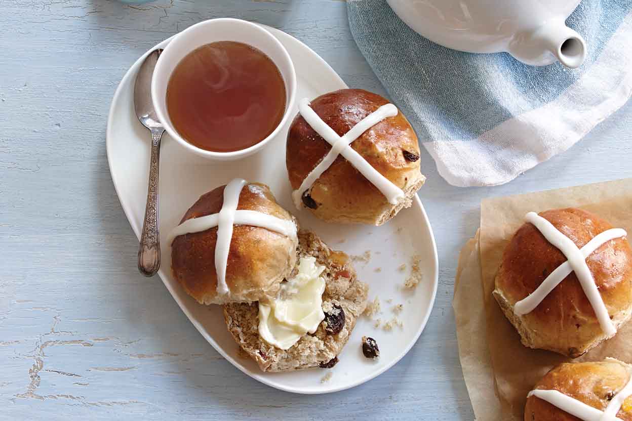 Easy Hot Cross Buns | Recipe Cloud App