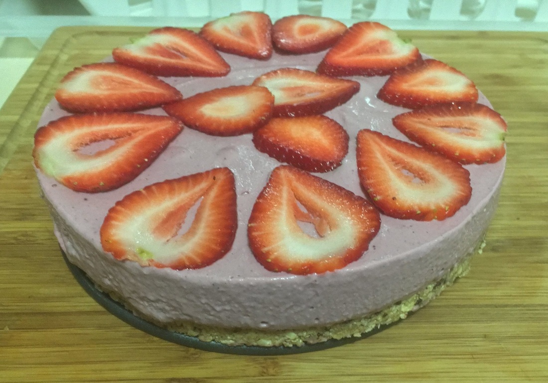 How to make a Raw Vegan Strawberry Tart | Recipe Cloud App