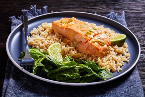 Poached salmon with leek sauce | Recipe Cloud App