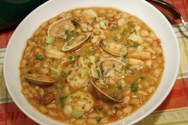 #Clams, shrimp, white beans with chorizo # | Recipe Cloud App