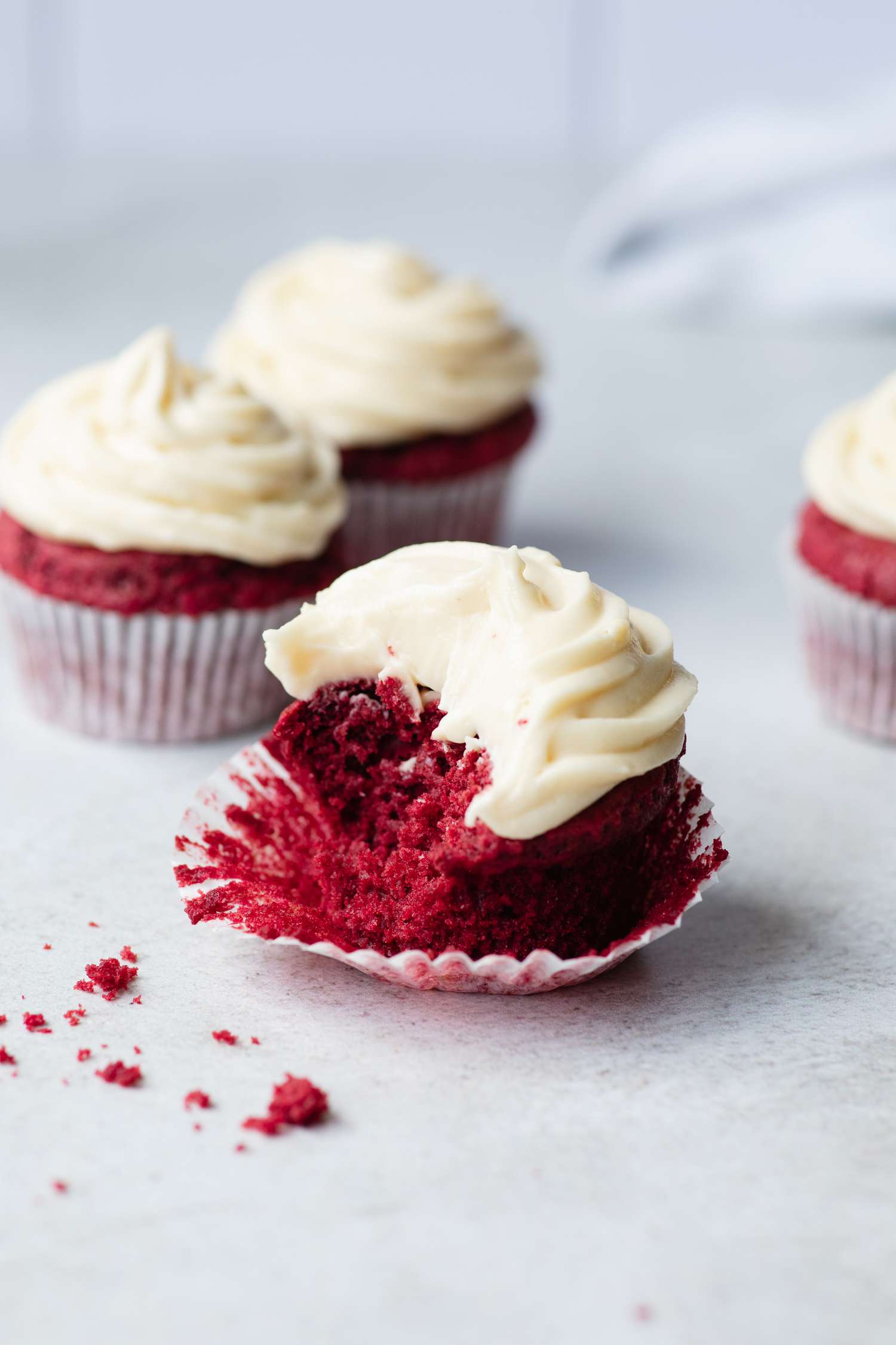 Red Velvet Cupcakes with Cream Cheese Frosting | Recipe Cloud App