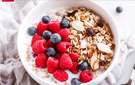 Muesli Bowl with Yogurt & Berries | Recipe Cloud App