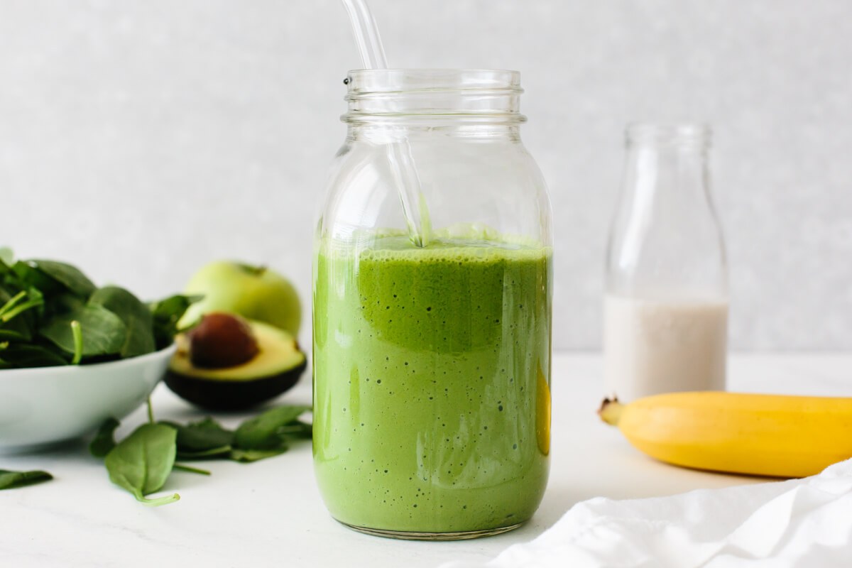 Best Green Smoothie Recipe (5 Ingredients) - Downshiftology | Recipe Cloud App