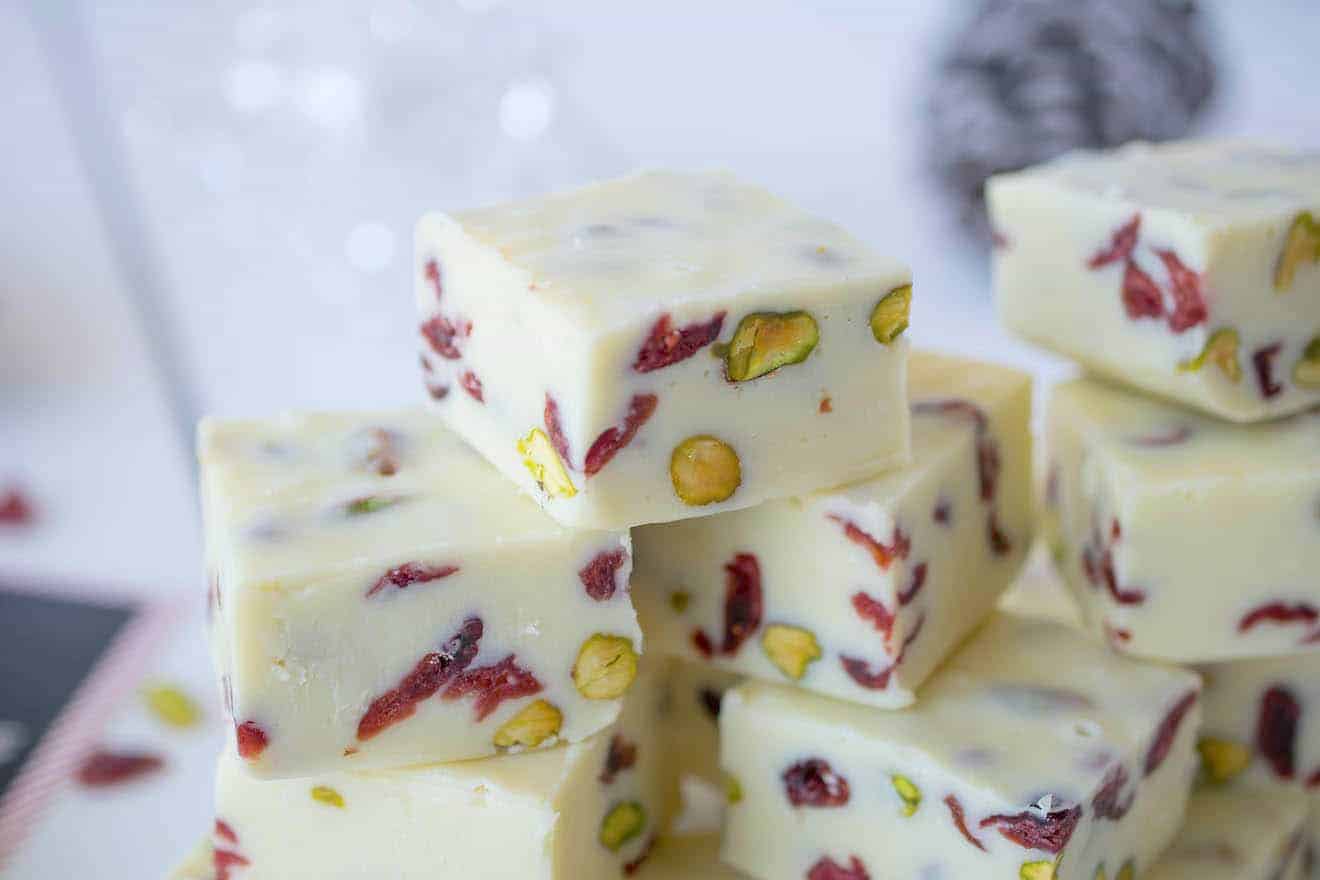 White Chocolate Pistachio Cranberry Fudge | Recipe Cloud App