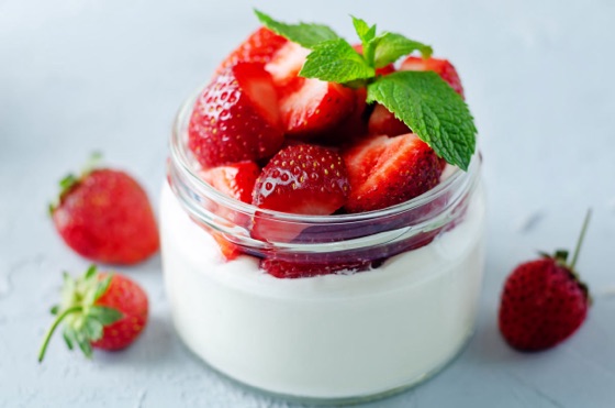 PANNA COTTA WITH STRAWBERRIES BALSAMICO | Recipe Cloud App