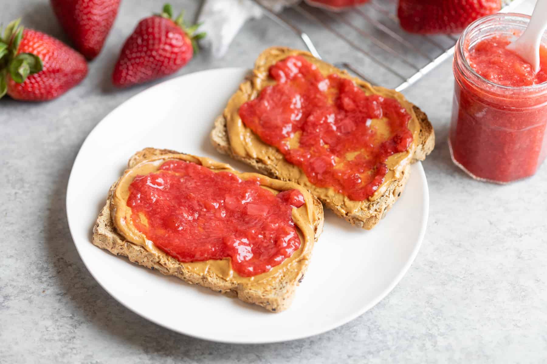 The Best Homemade Low Sugar Strawberry Jam | Recipe Cloud App