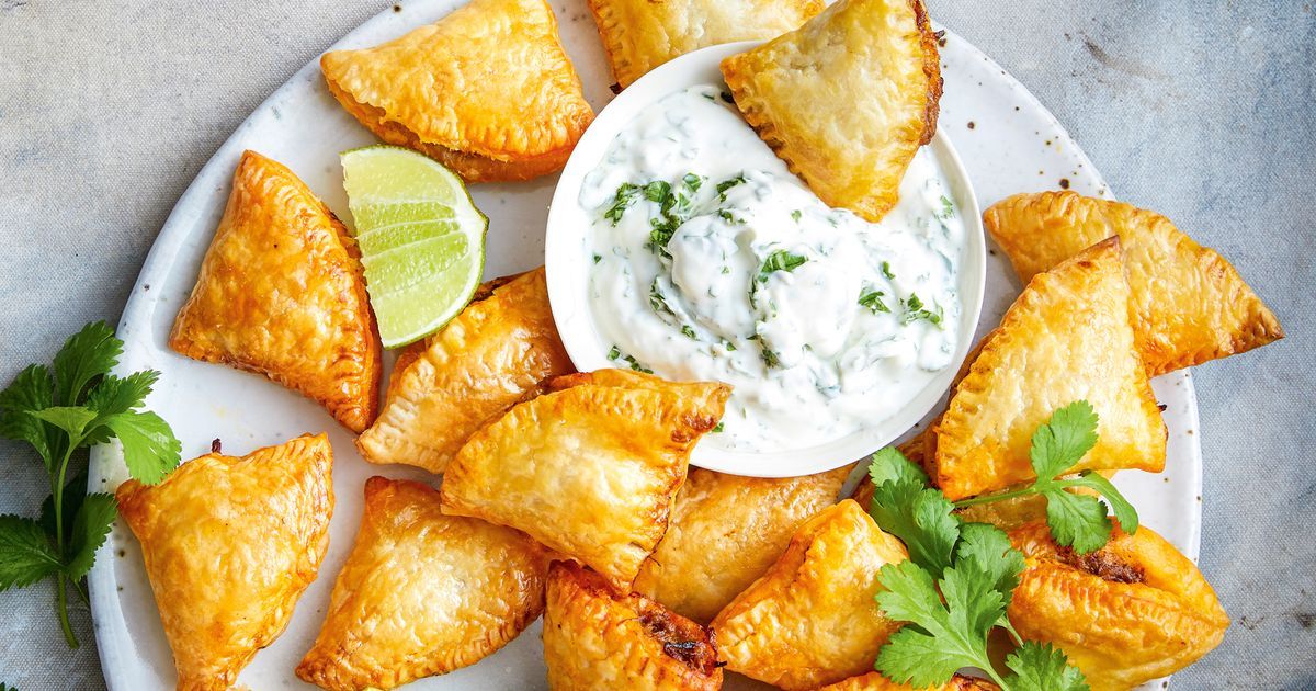 Lamb Rogan Josh Samosas | Recipe Cloud App