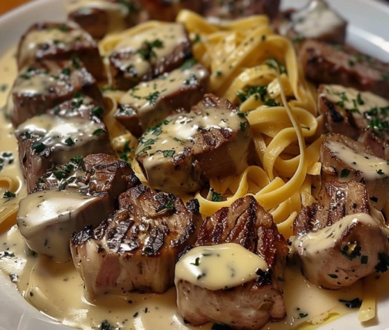 Fettuccini: NY Strip & Gorgonzola Alfredo | Recipe Cloud App