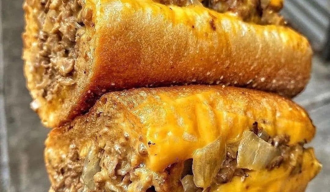 PHILLY CHEESESTEAK SLOPPY JOES | Recipe Cloud App