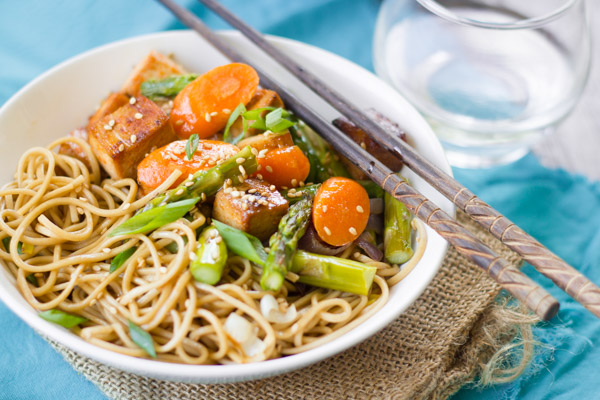 Sesame Soba Noodle Bowls with Roasted Veggies & Baked Tofu | Recipe Cloud App