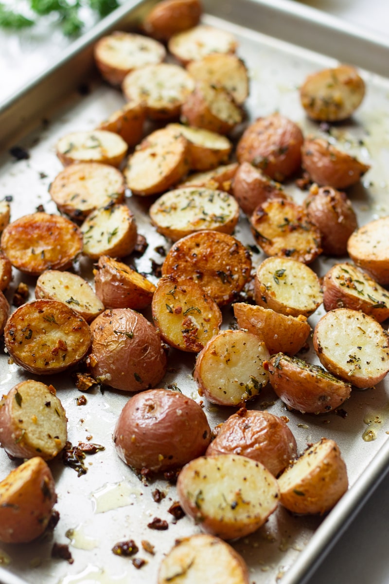 Crispy Herb Roasted Potatoes Crispy Herb Roasted Potatoes - Cooking For My Soul | Recipe Cloud App