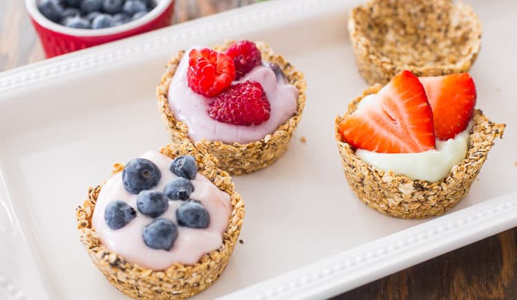 Oatmeal Cups With Yogurt And Fruit | Recipe Cloud App