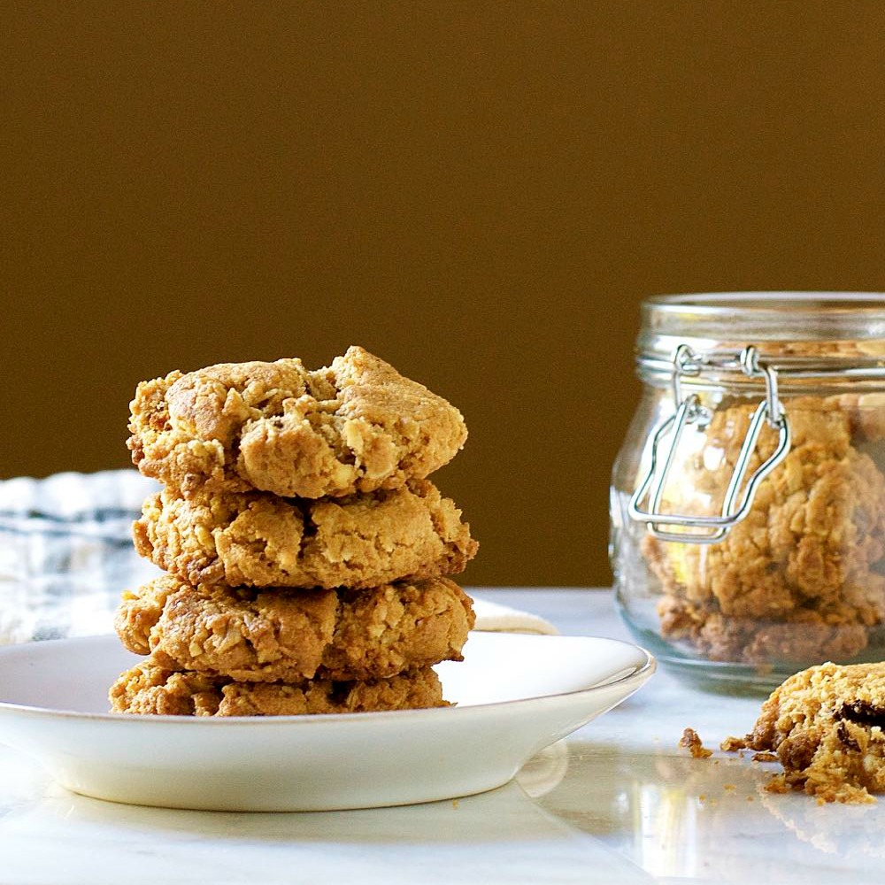 Oatmeal Chocolate Chip Cookies with Toasted Coconut | Recipe Cloud App