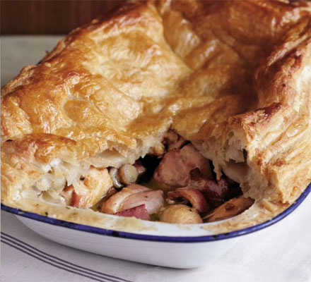 Chicken & mushroom puff pie | Recipe Cloud App